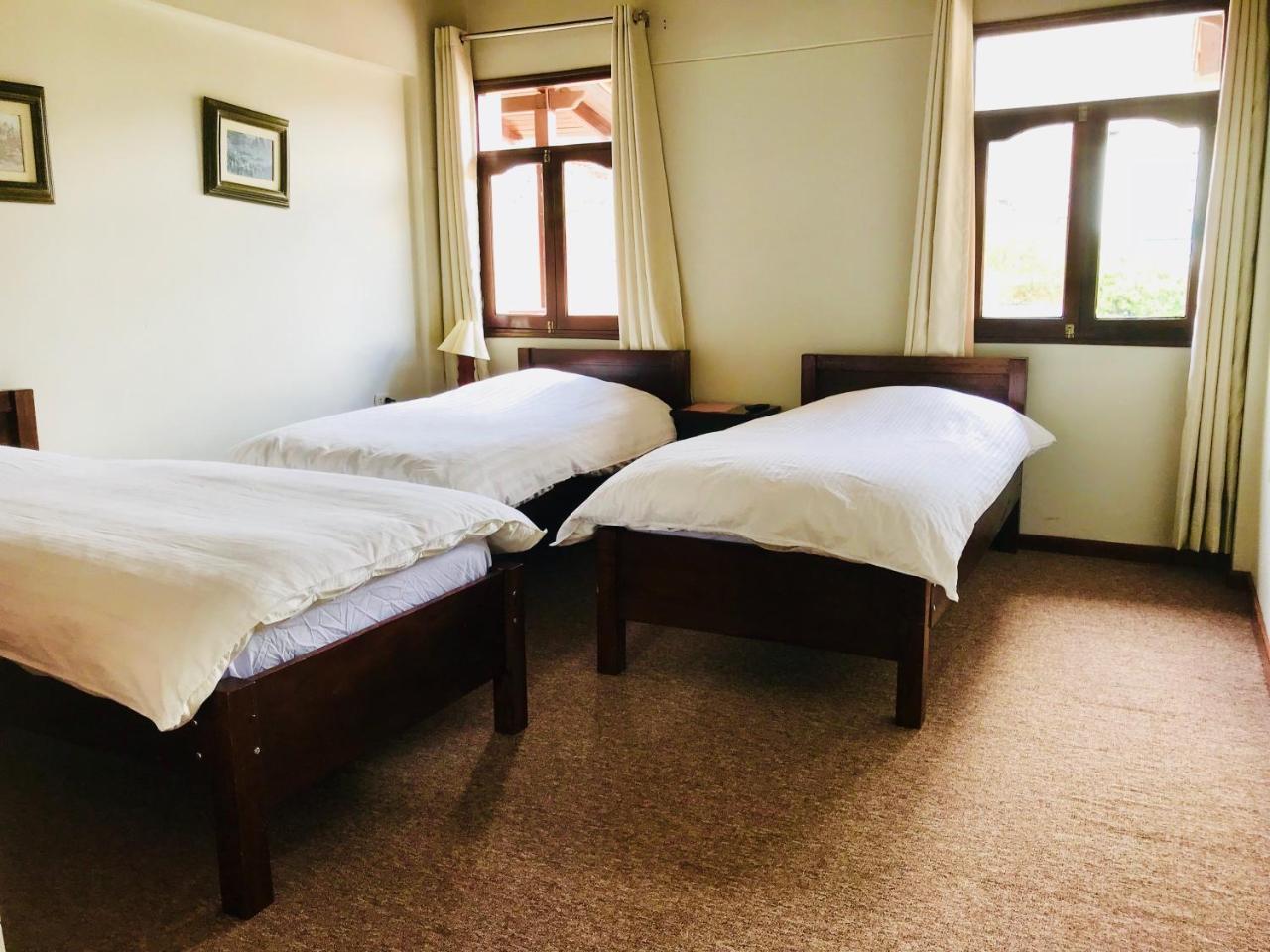 Hotel Santa Cruz Уарас Екстериор снимка