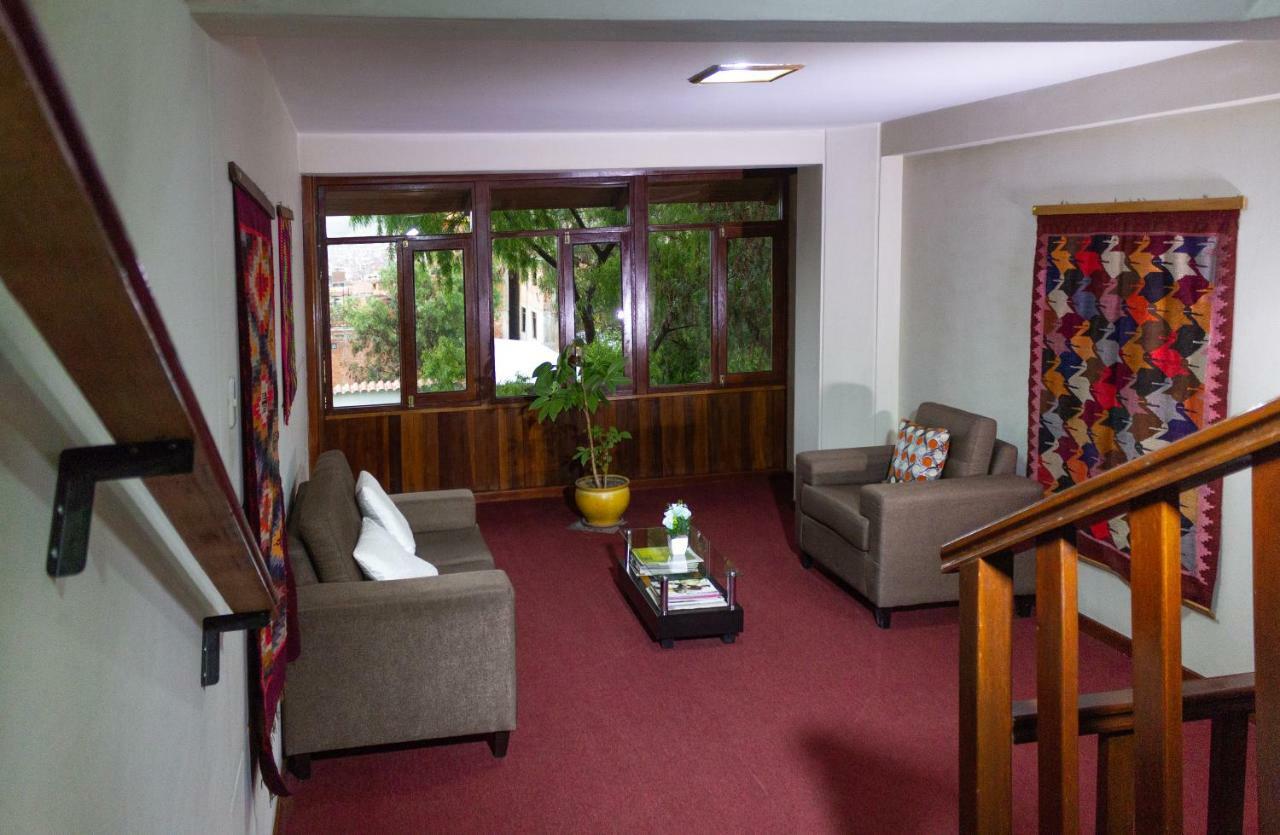 Hotel Santa Cruz Уарас Екстериор снимка