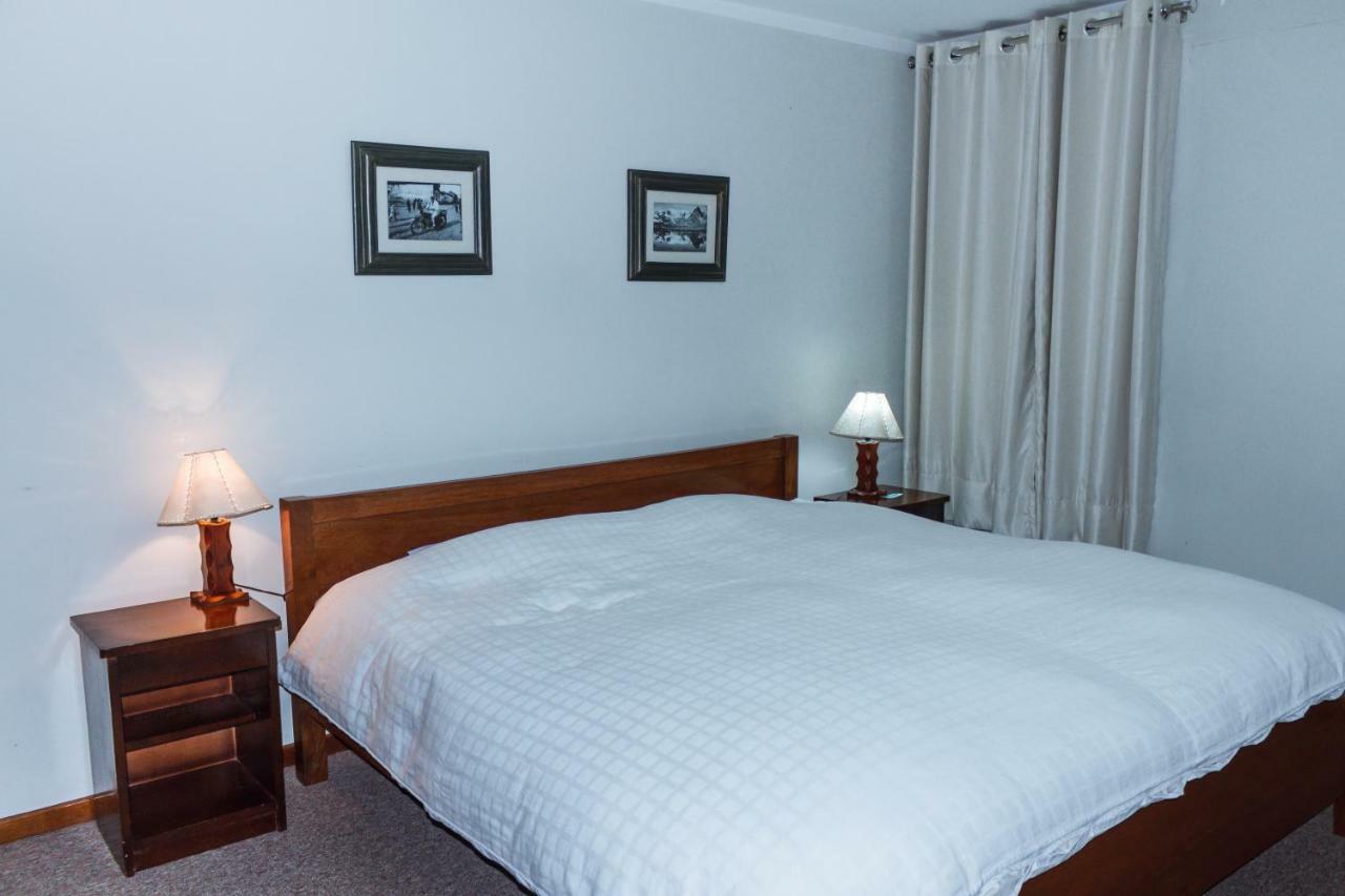 Hotel Santa Cruz Уарас Екстериор снимка